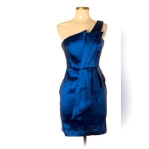Aqua Brand cobalt blue cocktail dress size large, fits similar to a 7/8